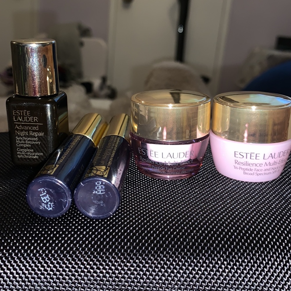 5 piece set of samples from Estée Lauder